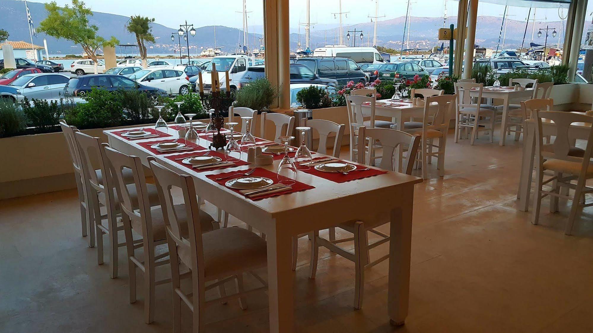 Ionion Star Hotel Lefkada City Bagian luar foto